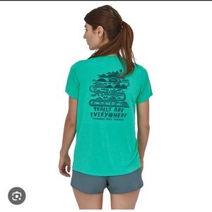 Teal Patagonia Cap Cool T-Shirt - “Trails Are Everywhere” Size X-Small